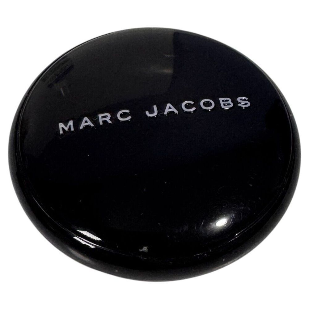 Marc‎ Jacobs Gel Powder Eyeshadow Violet Omega
